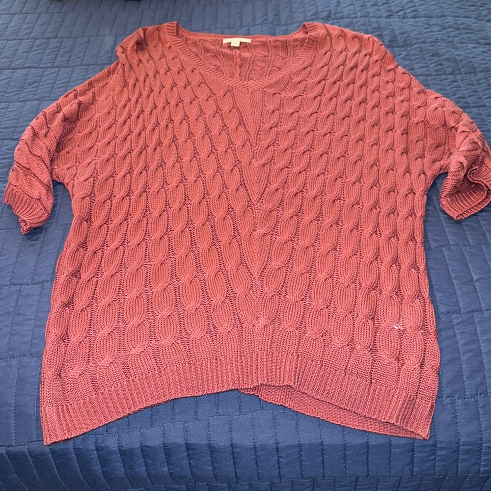 Pink/burgundy Sweater